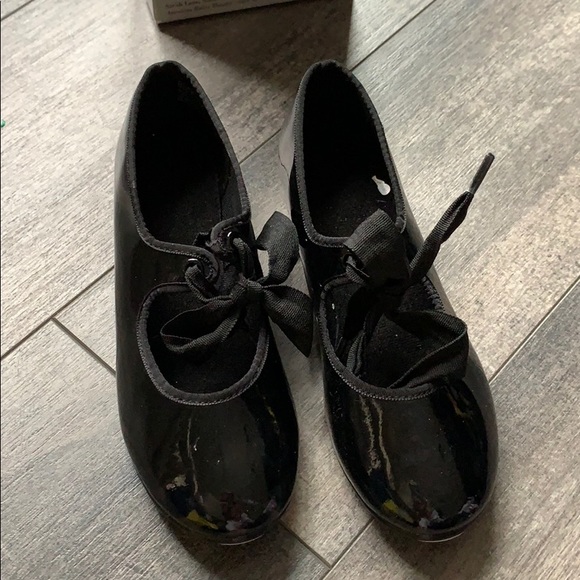 Tap shoes - Picture 2 of 3